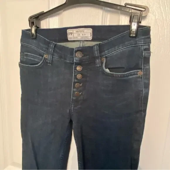 FREE PEOPLE REAGAN BUTTON FRONT JEAN INDIGO-24 - Picture 6 of 9
